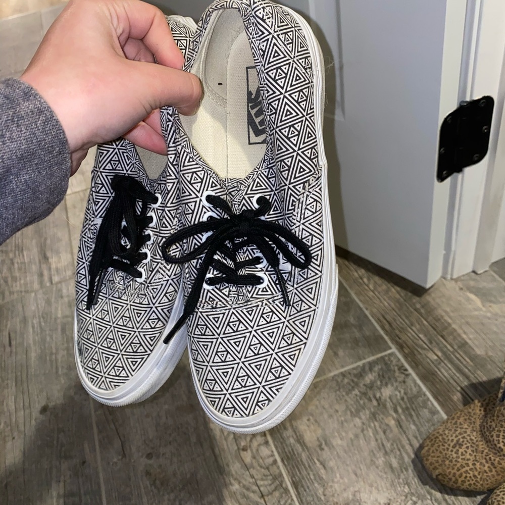 vans - Picture 3 of 3